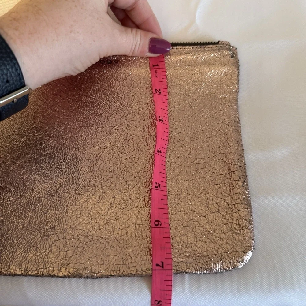 Marc Jacobs Neiman Marcus Rose Gold Leather Zip Clutch Makeup Cosmetic Bag Pouch